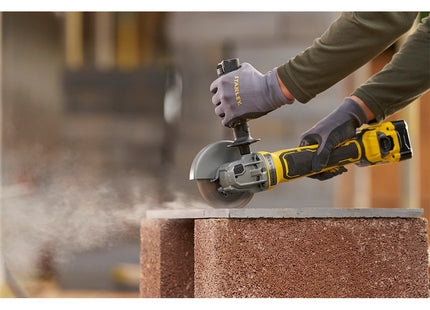 STANLEY SMERIGLIATRICE ANGOLARE A BATTERIA 18V 4,0AH ART. SFMCG700M2K-QW