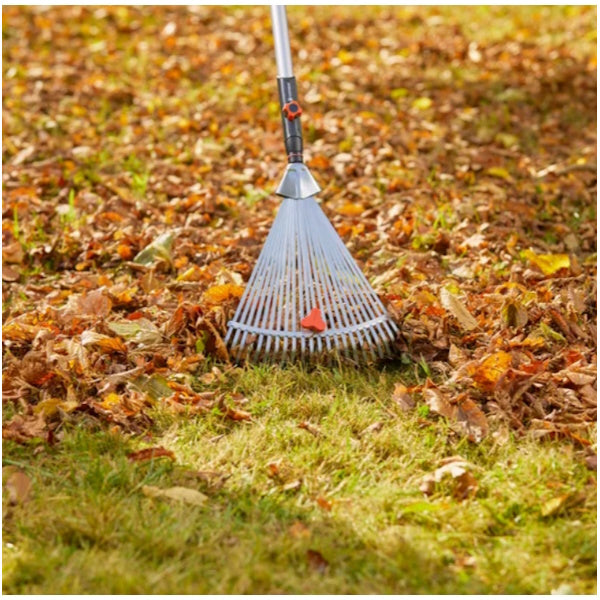 GARDENA 03103 SCOPA PER ERBA REGOLABILE IN ACCIAIO COMBISYSTEM