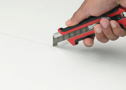 MILWAUKEE CUTTER CON LAMA A SETTORI