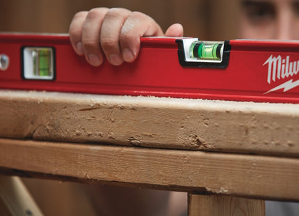 MILWAUKEE LIVELLA SERIE COMPACT MAGNETICA