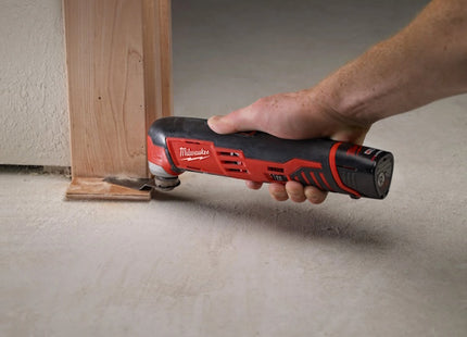 MILWAUKEE UTENSILE MULTIFUNZIONE A BATTERIA C12 MT-202B*