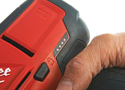 MILWAUKEE SEGHETTO DIRITTO A BATTERIA M12 CHZ-0 (V1/23)