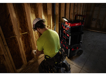 MILWAUKEE PACKOUT FARETTO LED ORIENTABILE MOD. M12 POAL-0 (V1/23)