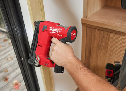 MILWAUKEE GROPPINATRICE A BATTERIA M12 FCN18GS-0X