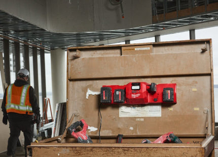 MILWAUKEE CARICABATTERIE MULTIPLO MAGNETICO M12-18 GBC4