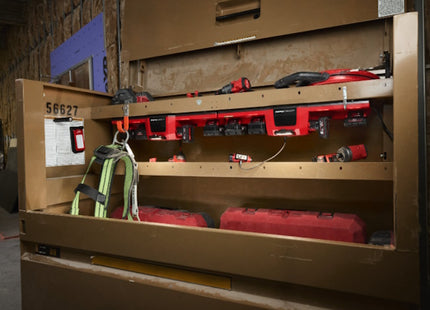 MILWAUKEE CARICABATTERIE MULTIPLO MAGNETICO M12-18 GBC4