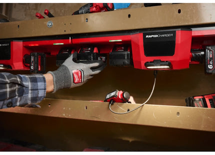 MILWAUKEE CARICABATTERIE MULTIPLO MAGNETICO M12-18 GBC4