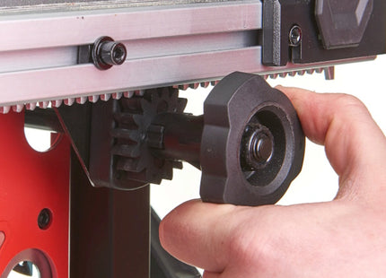 MILWAUKEE KIT BANCO SEGA A BATTERIA M18 FTS210-121B