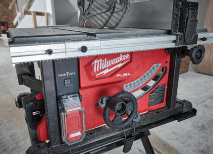 MILWAUKEE KIT BANCO SEGA A BATTERIA M18 FTS210-121B