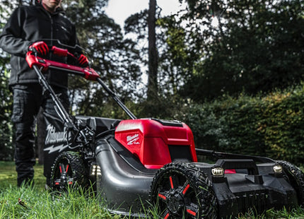MILWAUKEE RASAERBA A BATTERIA M18 F2LM53-122