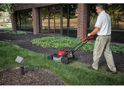 MILWAUKEE RASAERBA A BATTERIA M18 F2LM53-122