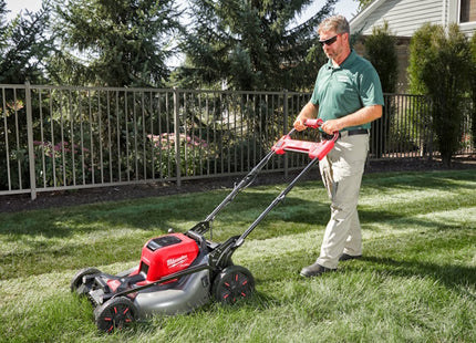MILWAUKEE RASAERBA A BATTERIA M18 F2LM53-122