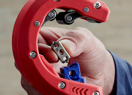 KNIPEX TAGLIATUBI DP50 PER TUBI IN PLASTICA DI SCARICO