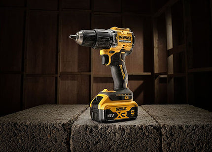 DEWALT TRAPANO AVVITATORE A PERCUSSIONE A BATTERIA 18V 5,0AH DCD100YP2T