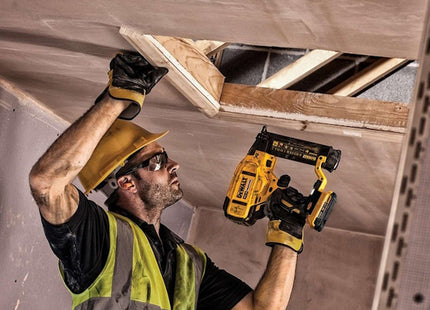 DEWALT CHIODATRICE/GROPPINATRICE A BATTERIA 18V 2,0AH ART. DCN680D2-QW