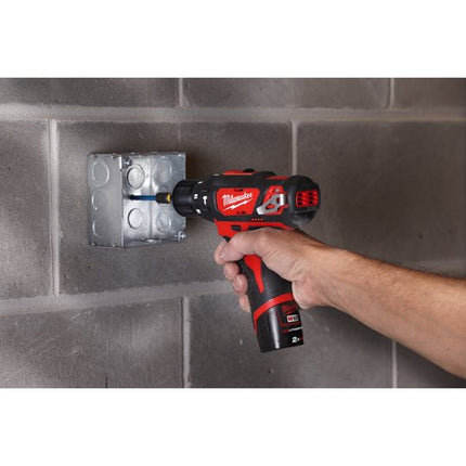 MILWAUKEE 4933441940 TRAPANO AVVITATORE CON BATTENTE M12BPD 13.jpg