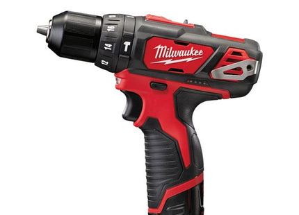 MILWAUKEE TRAPANO AVVITATORE PERCUSSIONE A BATTERIA M12 BPD-202C(V1/23)*