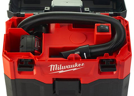 MILWAUKEE ASPIRATORE A BATTERIA SOLIDI/LIQUIDI M18 VC2-0(V1/23)