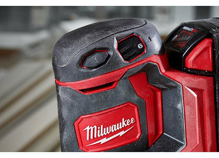 MILWAUKEE LEVIGATRICE ROTORBITALE A BATTERIA M18 BOS125-502B