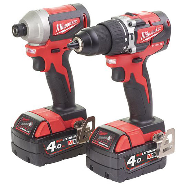 MILWAUKEE KIT M18 CBLPP2A-402C TRAPANO+AVVITATORE IMPULSI 1/4" (V1/23)*