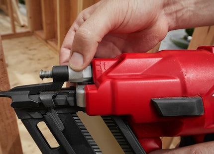 MILWAUKEE CHIODATRICE 34° A BATTERIA M18 FFN-502C