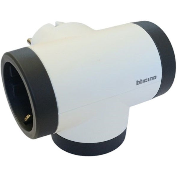 BTICINO ADATTATORE ROTANTE SPINA SCHUKO CON 2 USB E 2 PRESE SCHUKO 16A