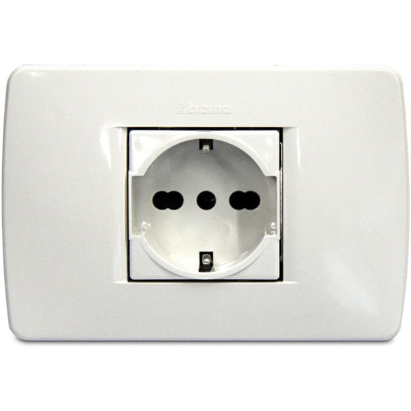 BTICINO LUNA KIT PREMONTATO PRESA SCHUKO BIPASSO 10/16A