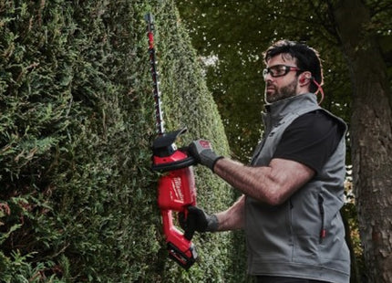 MILWAUKEE TAGLIASIEPI A BATTERIA M18 FHET60-0(V2/24)
