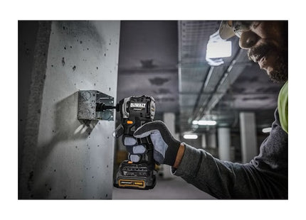 dewalt dck200me2gt qw 7.jpg