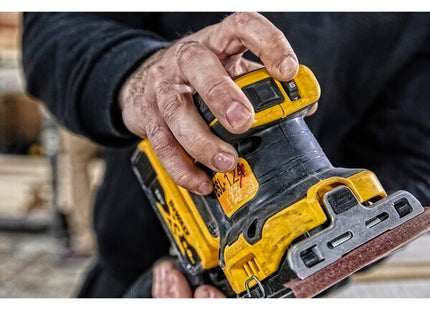 DEWALT LEVIGATRICE ORBITALE A BATTERIA 18V 5,0AH ART. DCW200P2-QW