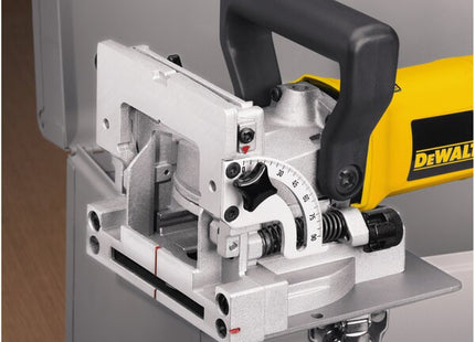 dewalt dw682k qs 2.jpg