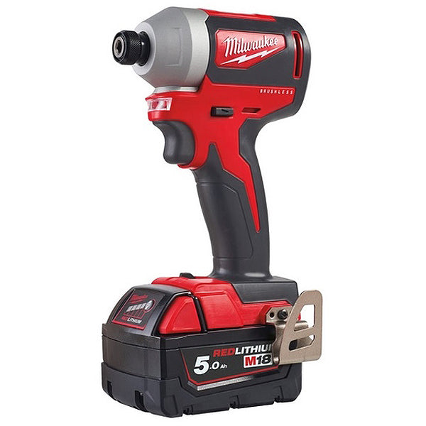 MILWAUKEE AVVITATORE IMPULSI DA 1/4" HEX A BATTERIA M18 BLID2-502X