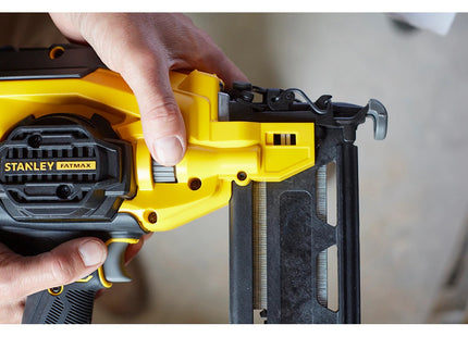 STANLEY CHIODATRICE A BATTERIA 18V 2,0AH ART. SFMCN616D2K-QW